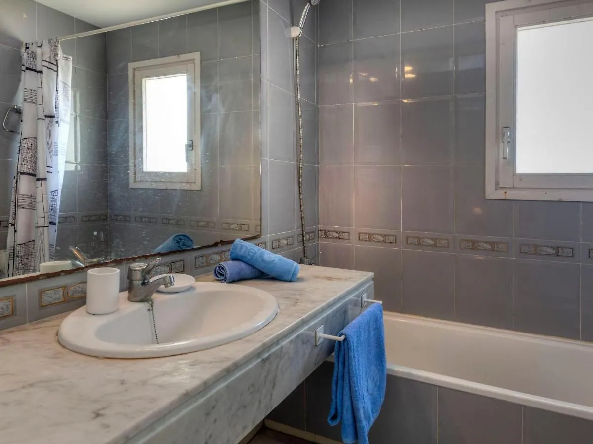 Apartment Golf Royal Delta By Interhome Pals
